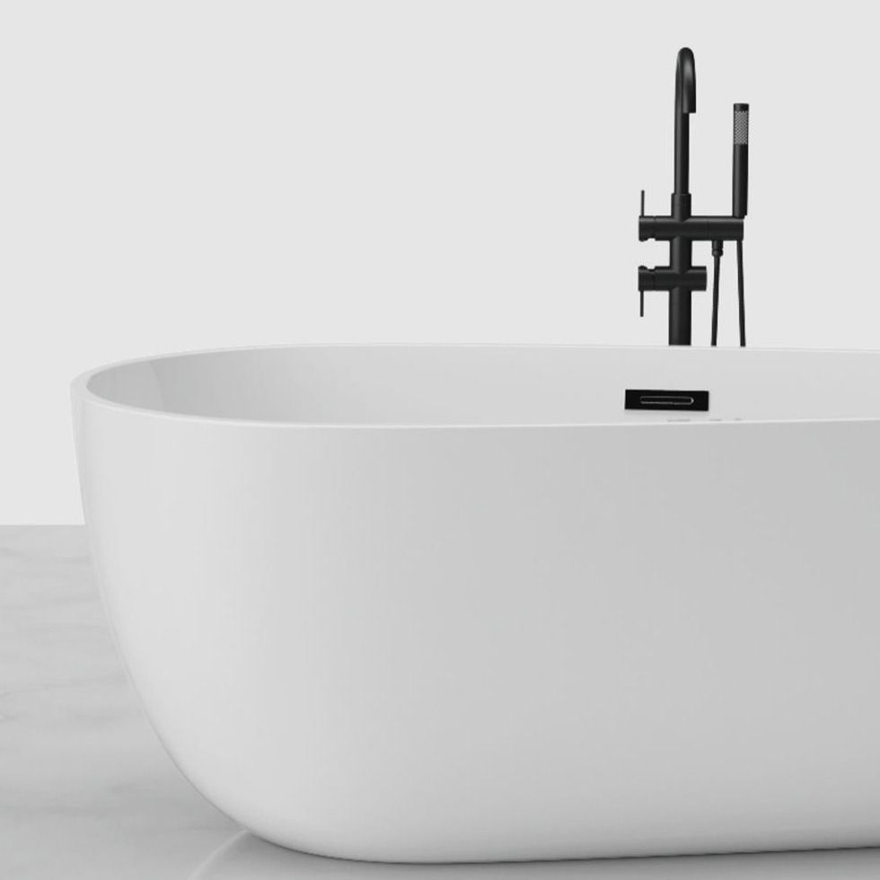 Modern Oval Freestanding Bath Acrylic Soaking White Center Bathtub