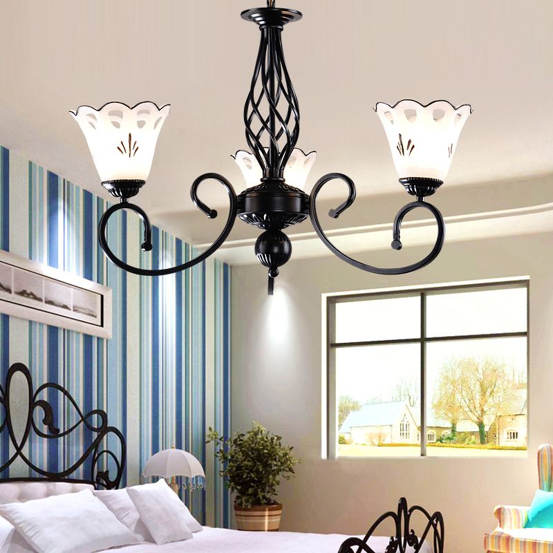 Black Floral Shaped Chandelier Light Fixture Traditional Metal 5/6/8 Lights Living Room Ceiling Light