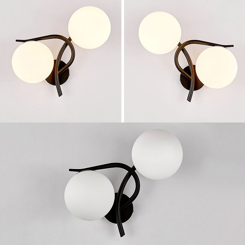 Lampada montata a parete a doppio globo in stile contemporaneo illuminazione a parete in vetro