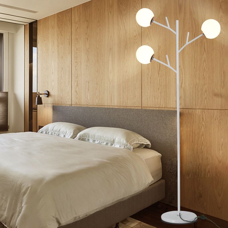 Metallbaumartigen Bodenlicht zeitgenössische 3 Lampen schwarz/weiße stehende Lampe für Schlafzimmer