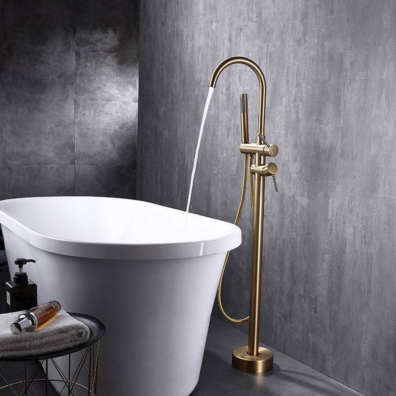 Traditional Floor Mounted Metal Freestanding Tub Filler Swivel Freestanding Faucet