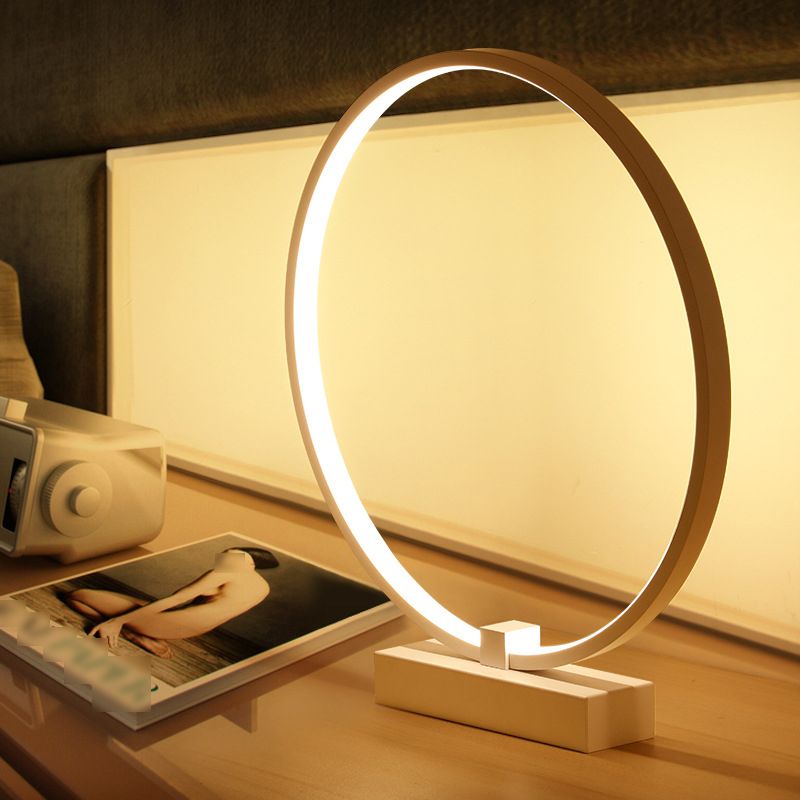 1 lichte cirkel licht licht modernisme metalen nachttafellampen voor slaapkamer in het wit