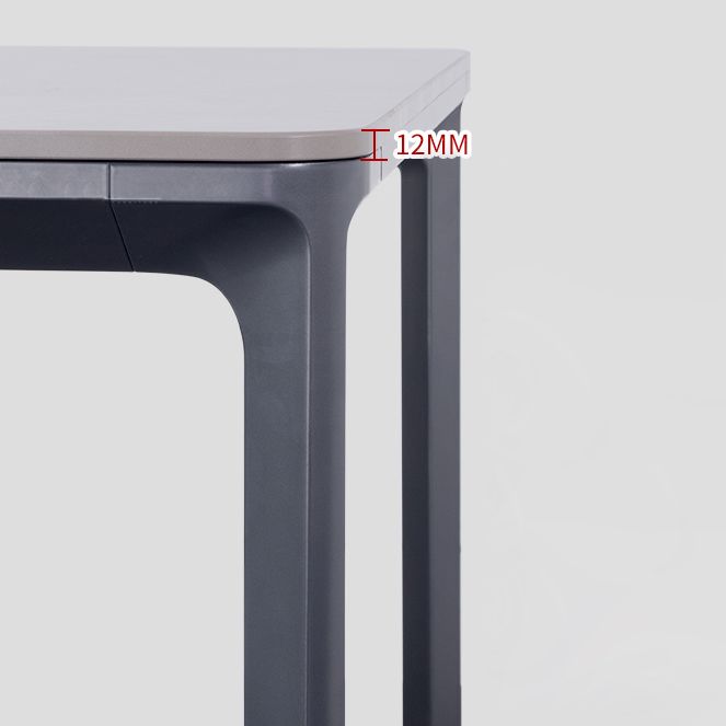 Rechteck industrieller Esstisch Sintered Stein fester Tisch mit 4 Metallbeinen