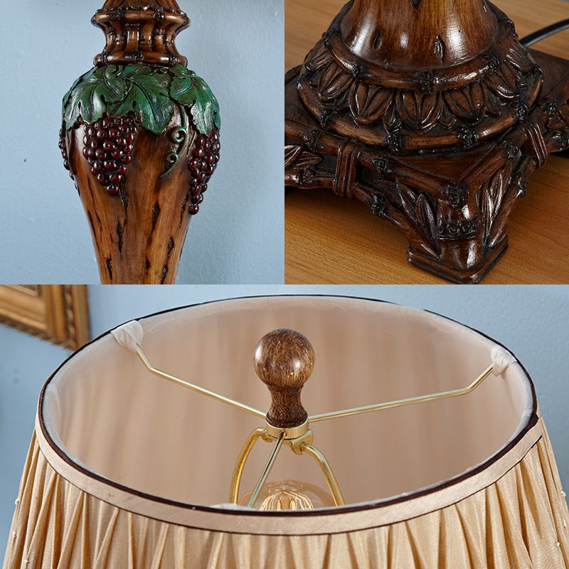 Lampada da tavolo per sala studio con paralume plissettato in tessuto vintage, 1 luce, lampada da lettura beige, larghezza 9"/10"