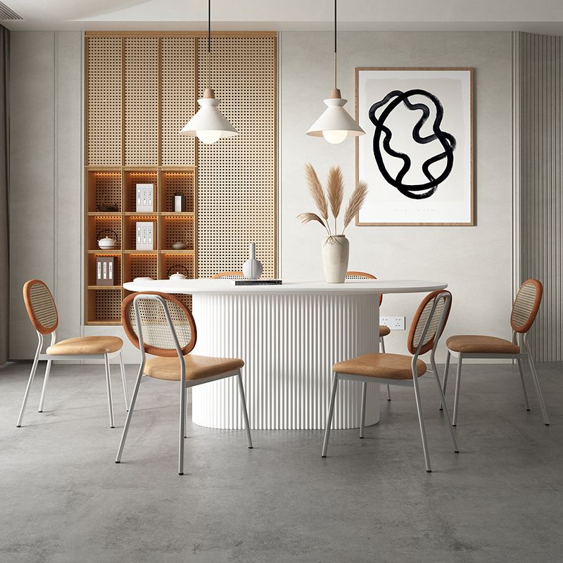 Mesa de comedor ovalado contemporánea de la base de madera sólida con base de pedestal