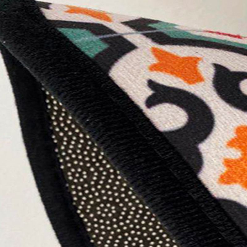 Gold Modern Carpet Polyester Graphic Carpet Non-Slip Backing Carpet Living Room