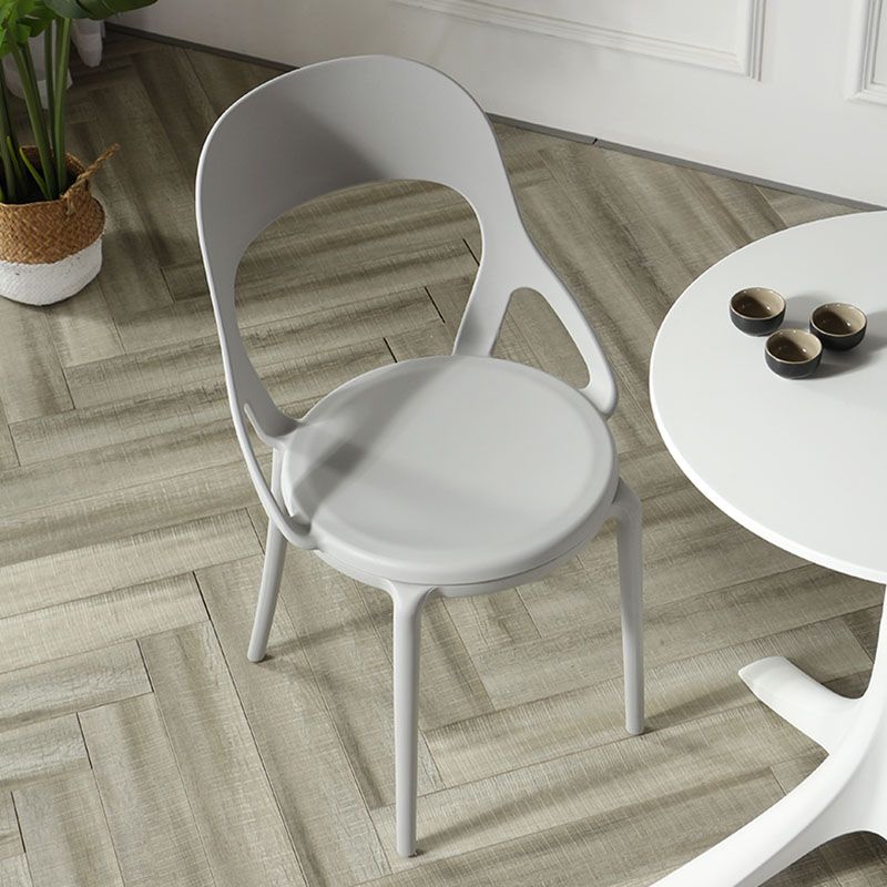 Sillas de comedor sin brazos con respaldo abierto escandinavo, silla lateral de plástico