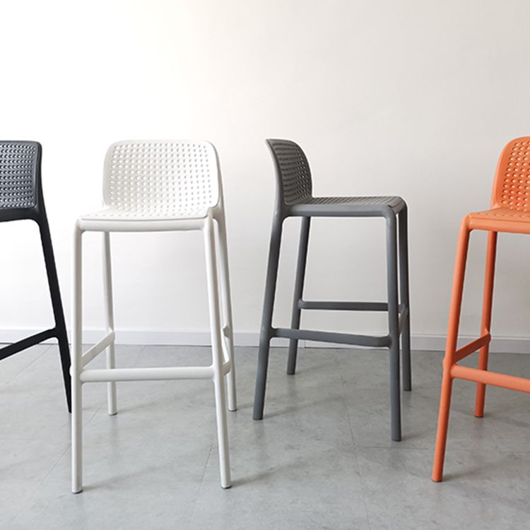 Contemporary Bar-stool Plastic Counter Bar Stool with Plastic Legs for Home