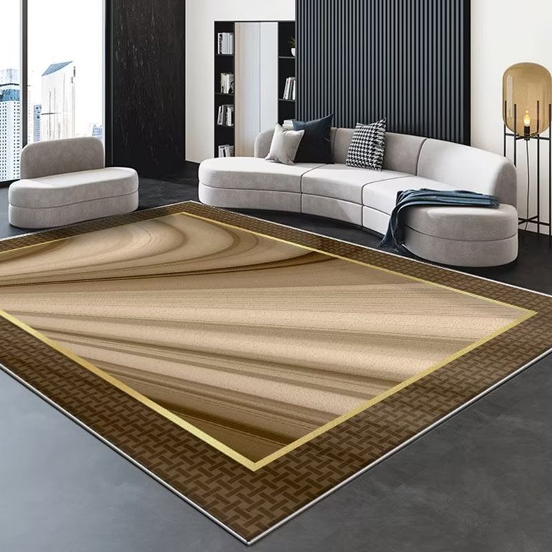 Gorgeous Graphic Rug Polyester Brown Rug Stain Resistant Rug for Drawing Room