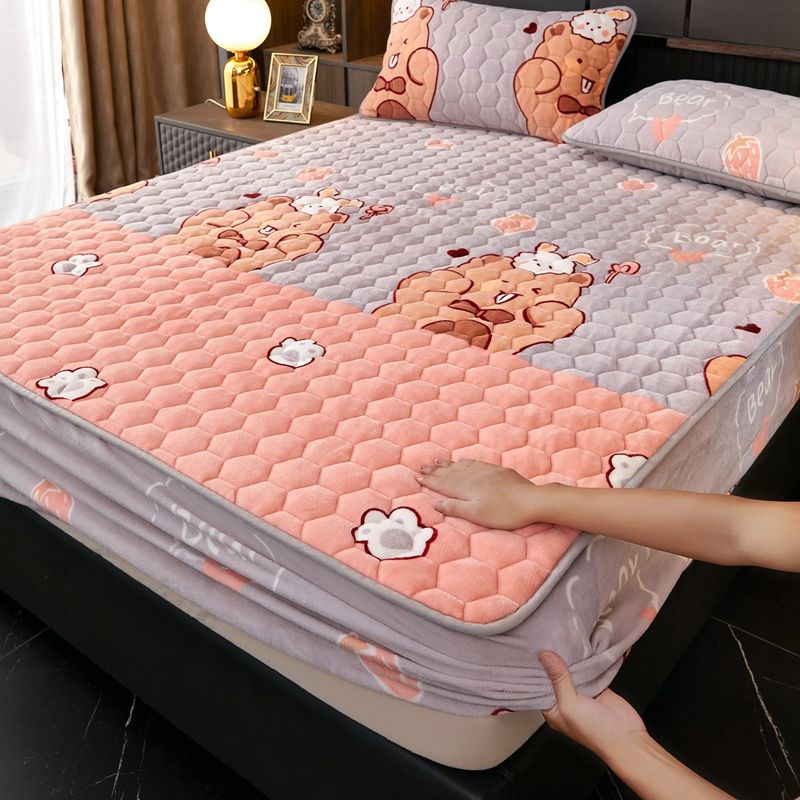 Modern Bed Sheet Set Elegant Print Flannel Fitted Sheet for Bedroom