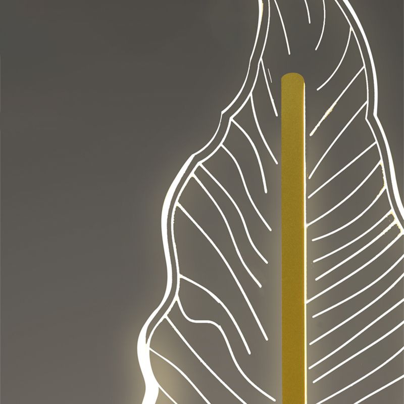 Éclairage île moderne en or