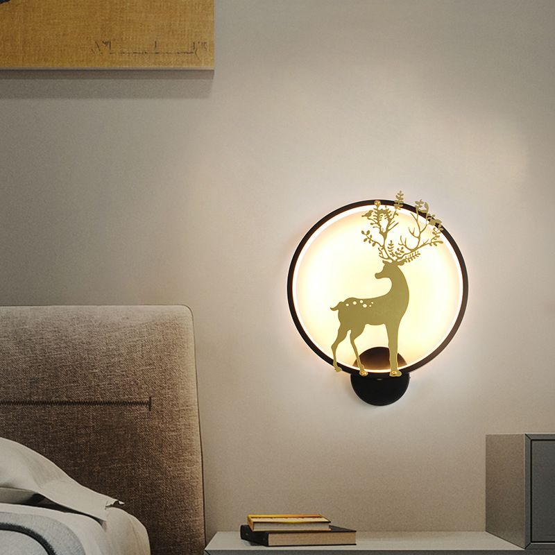 Modern Style Wall Light Creative Deer LED Wall Light Sconce for Bedroom