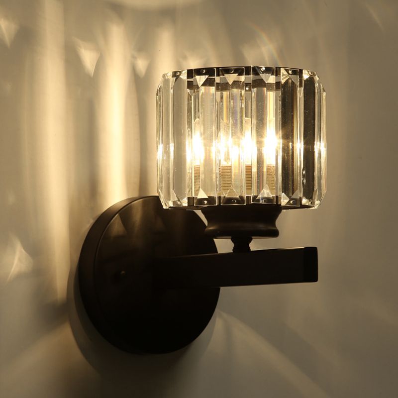 Modernism Single Wall Mounted Sconce Golden/Black Shaded Wall Light