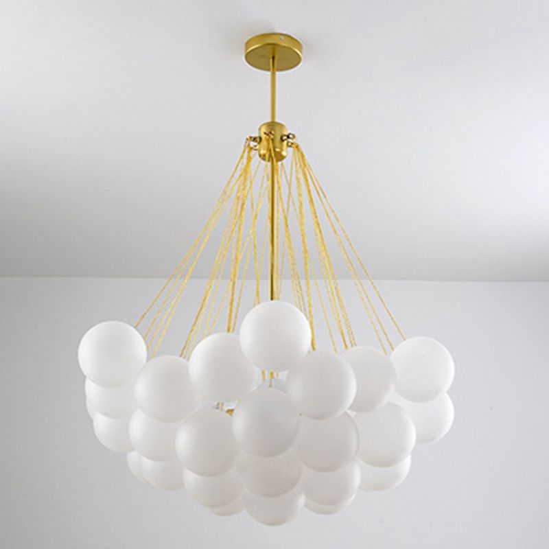 Lámpara de lámpara de lámpara de estilo moderno de 3 luces con 37 bolas de deco de vidrio blanco lámpara de metal de la lámpara de metal accesorio de iluminación para sala de estar