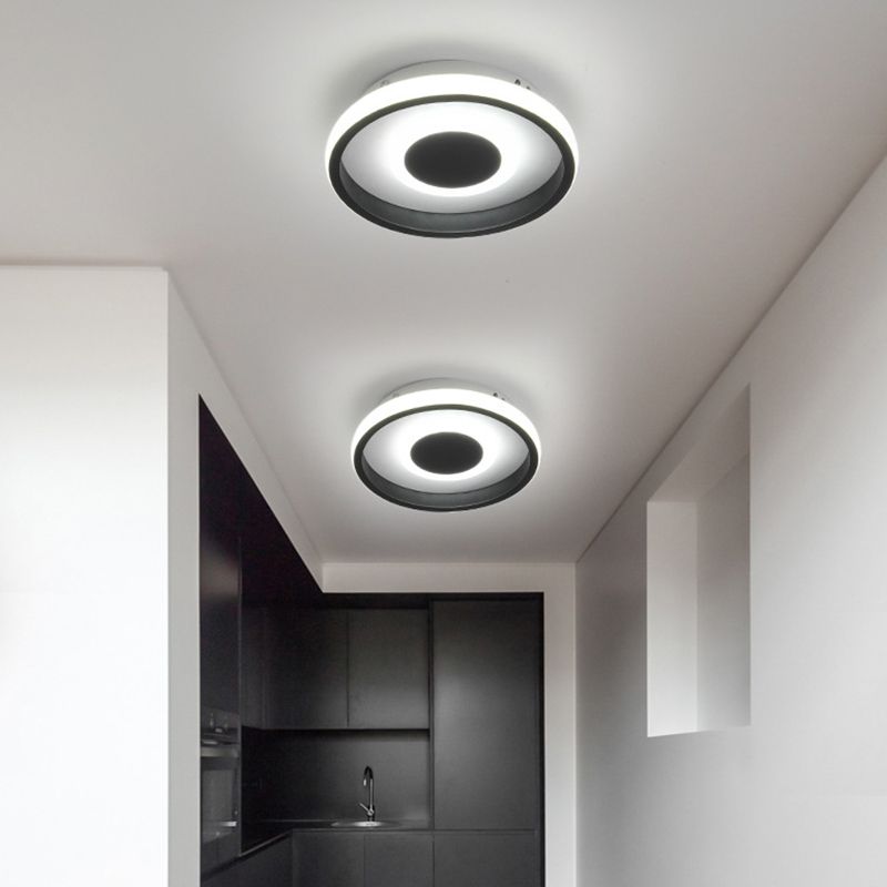 Geometrische plafondlamp Minimalistisch metalen LED-gangpad-plafondgemonteerd armatuur in zwart