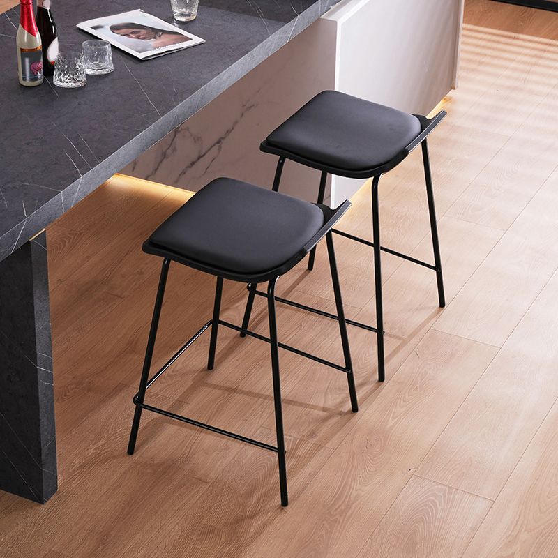 Industrial Style Metal Bar Stool Footrest Counter Stool for Restaurant