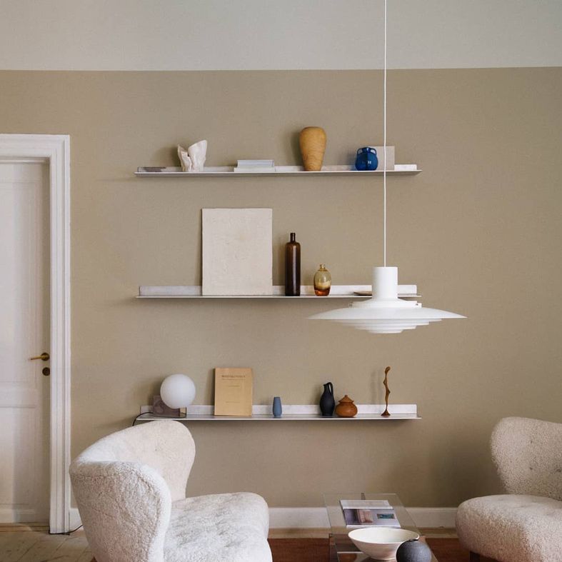 Postmodern Metal Tiers Design Single Bulb Pendant Light for Bedroom Dining Room