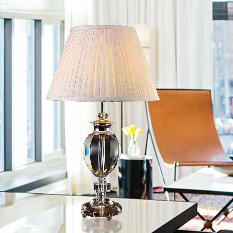 1 tissu léger table de chevegade claire