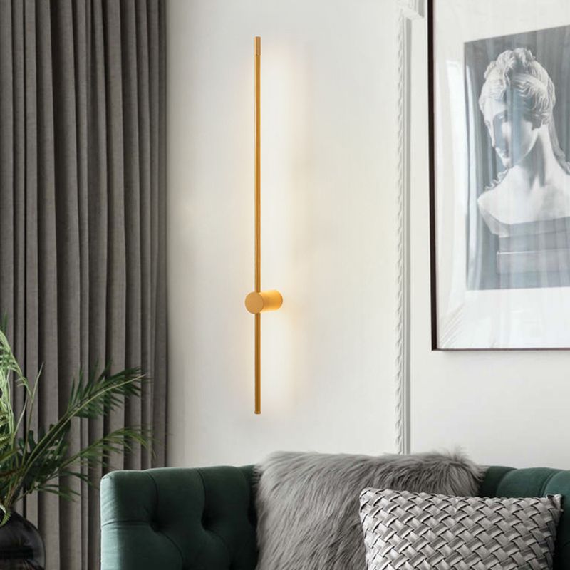 Linear Shape Metal Wall Light Modern Simple Style 2 Lights Wall Mount Light Fixture