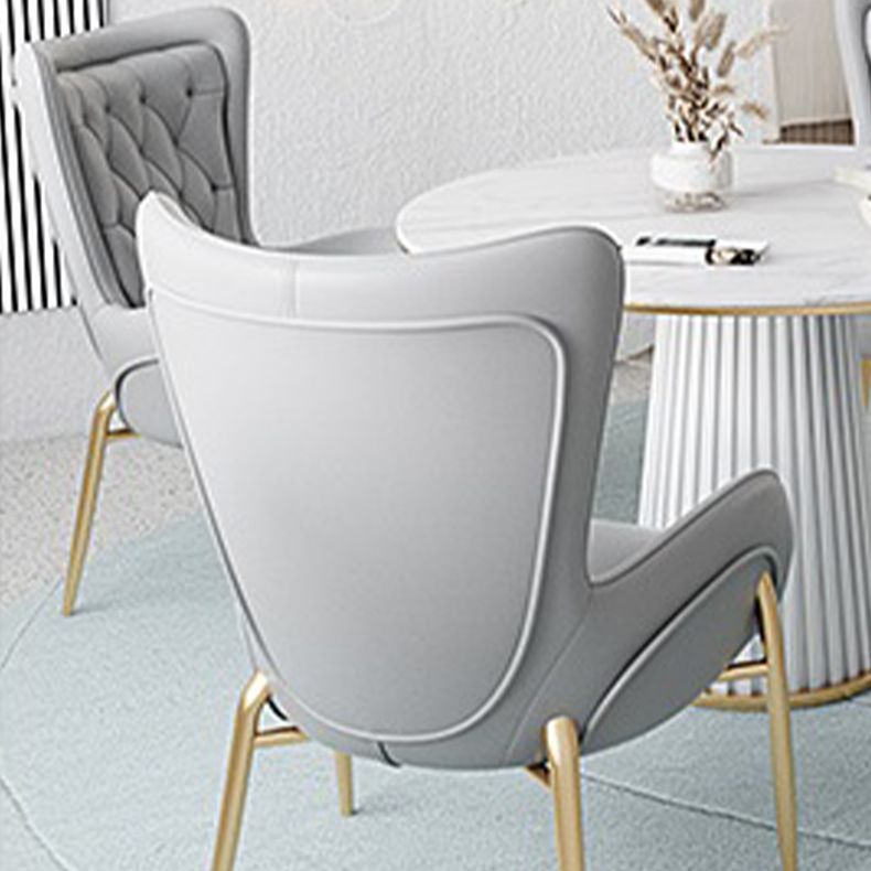 El comedor del metal de Glam preside el sillón tapizado para el uso del restaurante