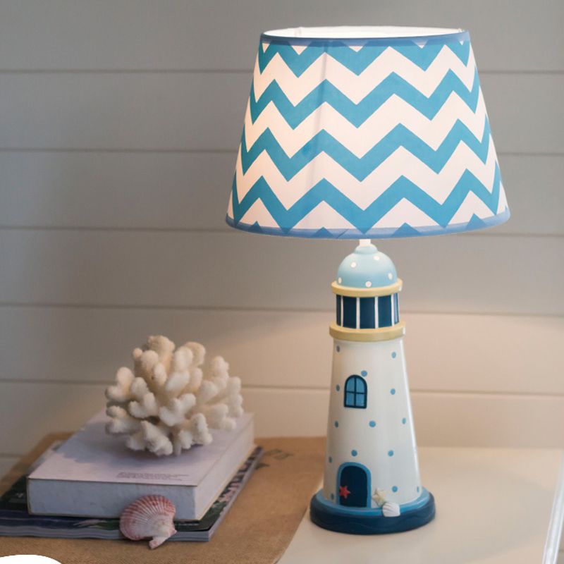 Lighting da tavolo da cono largo 14 "/18" Tessuto in stile cartone animato 1 lampada in piedi a blu chiaro/bianco con base a torre in resina