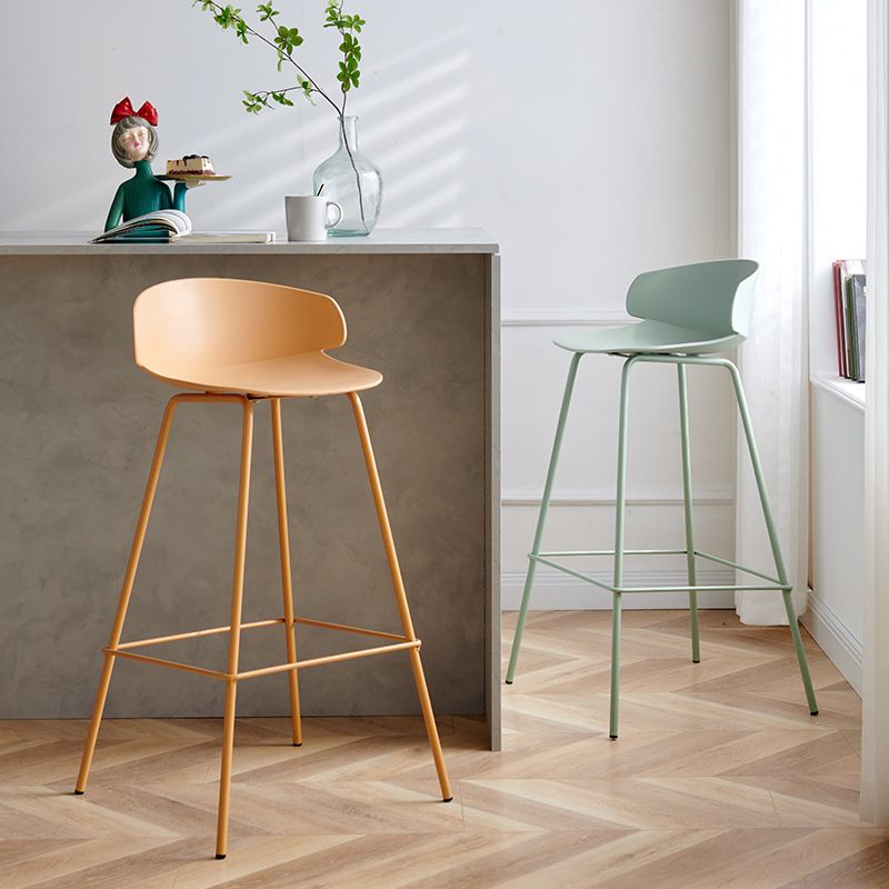 Nordic Style Metal Bar-stool Plastic Counter Bar Stool for Indoor Use