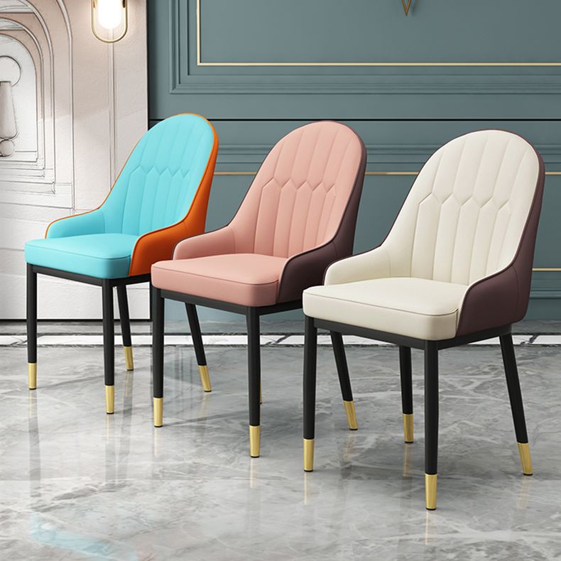 Sillón interior escandinavo Silla de comedor Parsons tapizada de metal