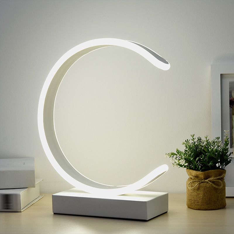 Aluminum LED Table Lamp Nordic Style Circle Modern Table Light for Living Room