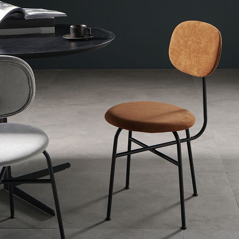 Chaise de salle à manger de style contemporain Chaise d'appoint sans accoudoirs avec pieds en métal