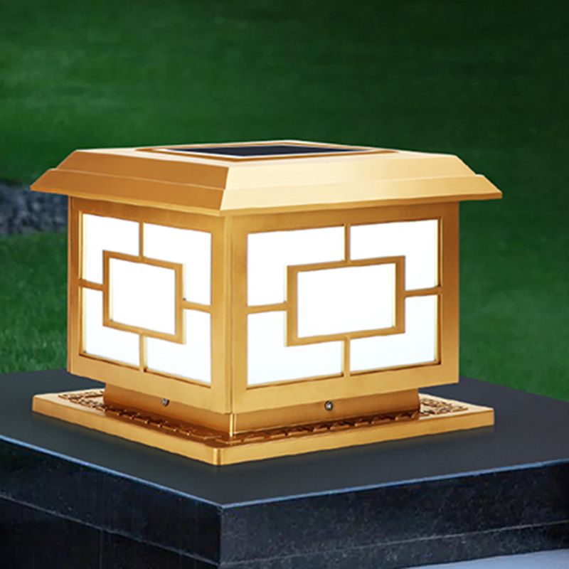 Contemporary Pillar Light Household Golden LED Solar Lighting Fixture for Garden