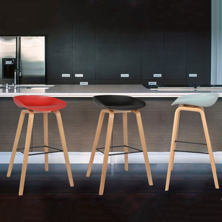 Modern Counter Bucket Bar Stool Armless Plastic Bar Stool with Footrest