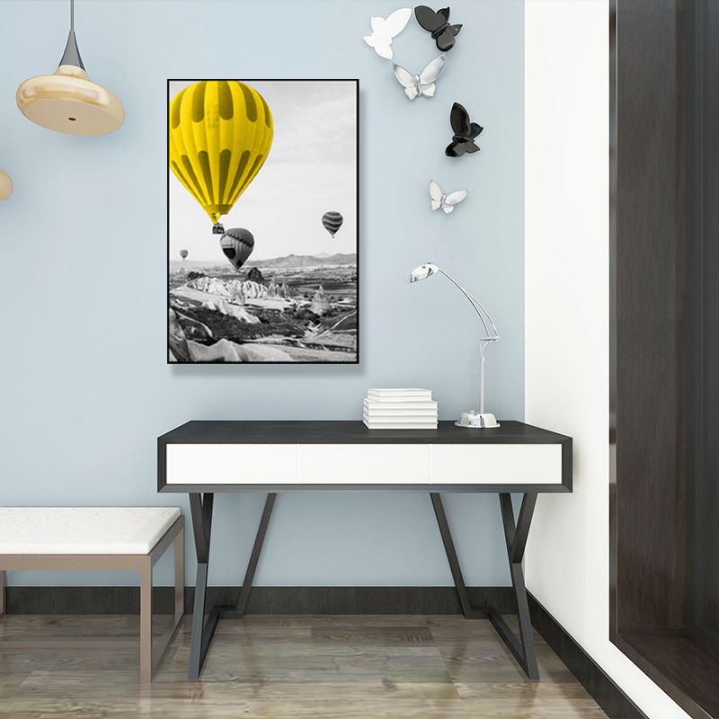 Vehicle Canvas Wall Art Simplicity Textured Painting in Yellow, Multiple Size Available