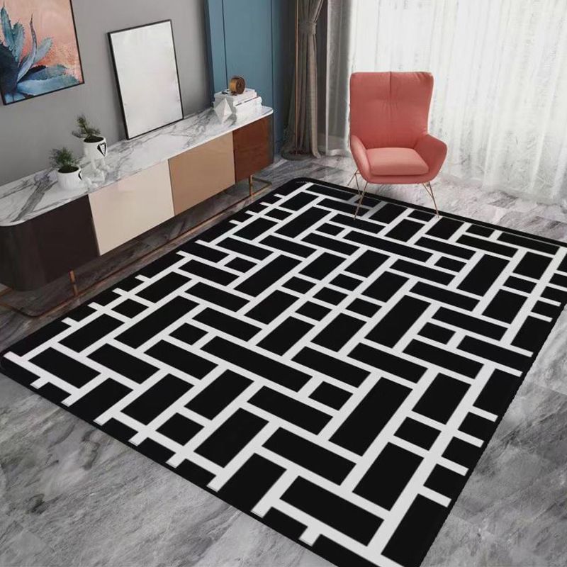 Black Modern Rug Polyester Graphic Rug Non-Slip Backing Area Rug for Living Room