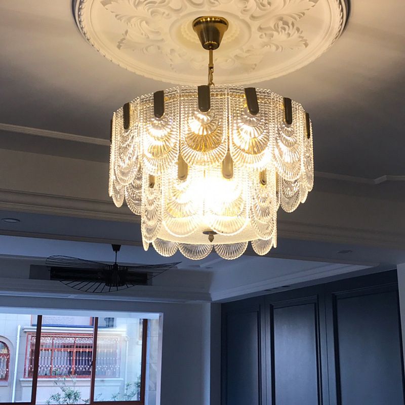 Lampada per goccia di vetro a testura chiara smerlata classica sala da pranzo lampadario lampadario in ottone