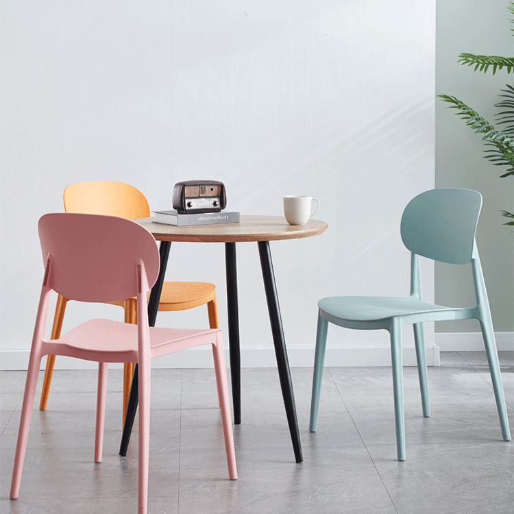 Plastic Scandinavian Dining Room Chair Matte Finish Open Back Dining Side Chair