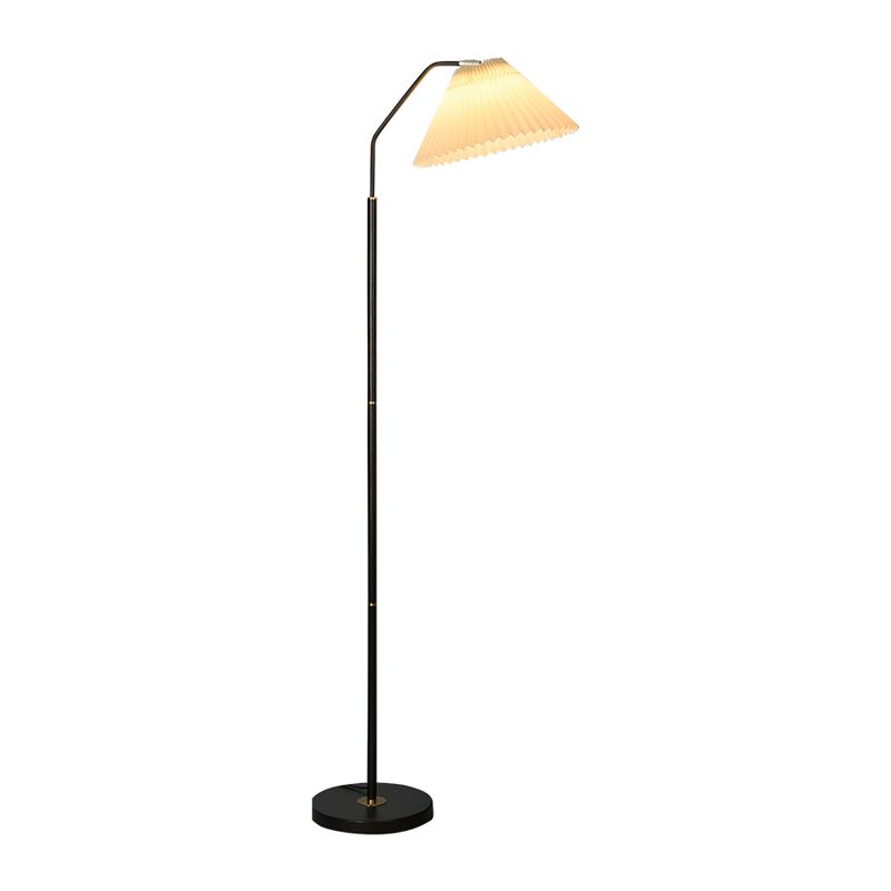Zeitgenössische Stehlampe Buntes Bodenlicht mit Stoffton für Schlafzimmer