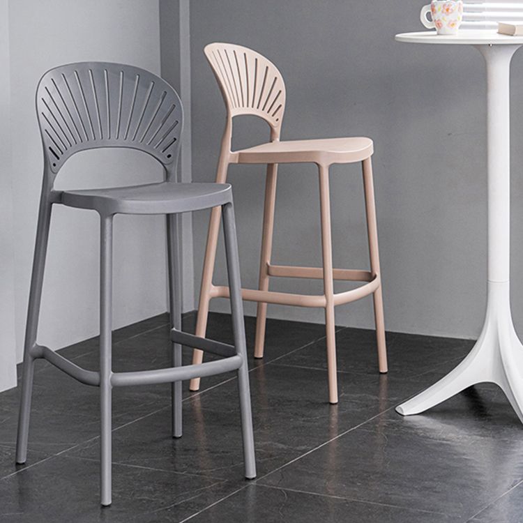 Backrest Armless Counter Stool Industrial Plastic Bar Stool with 4 Legs