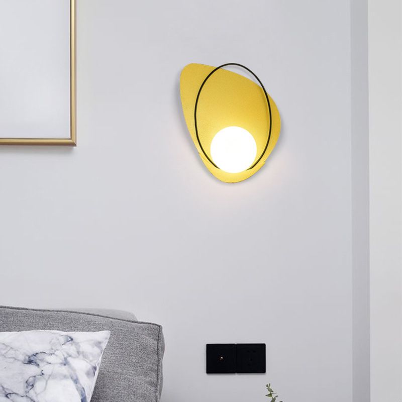Postmodern Wall Lamp 1-Light Wall Mount Lamp with Glass Shade for Bedroom
