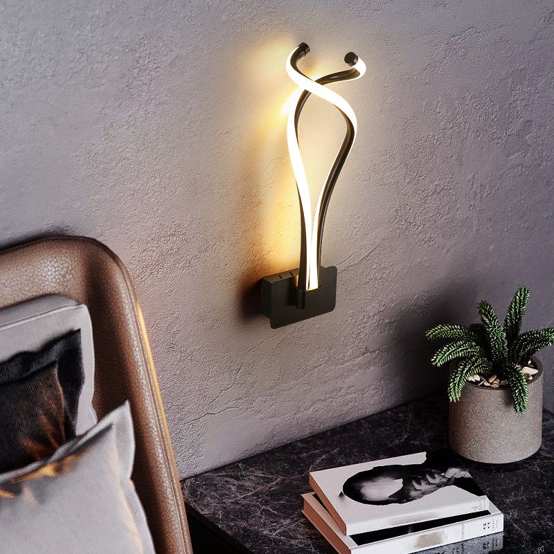 Contemporary Style Metal Wall Light Linear LED Wall Sconce for Living Room