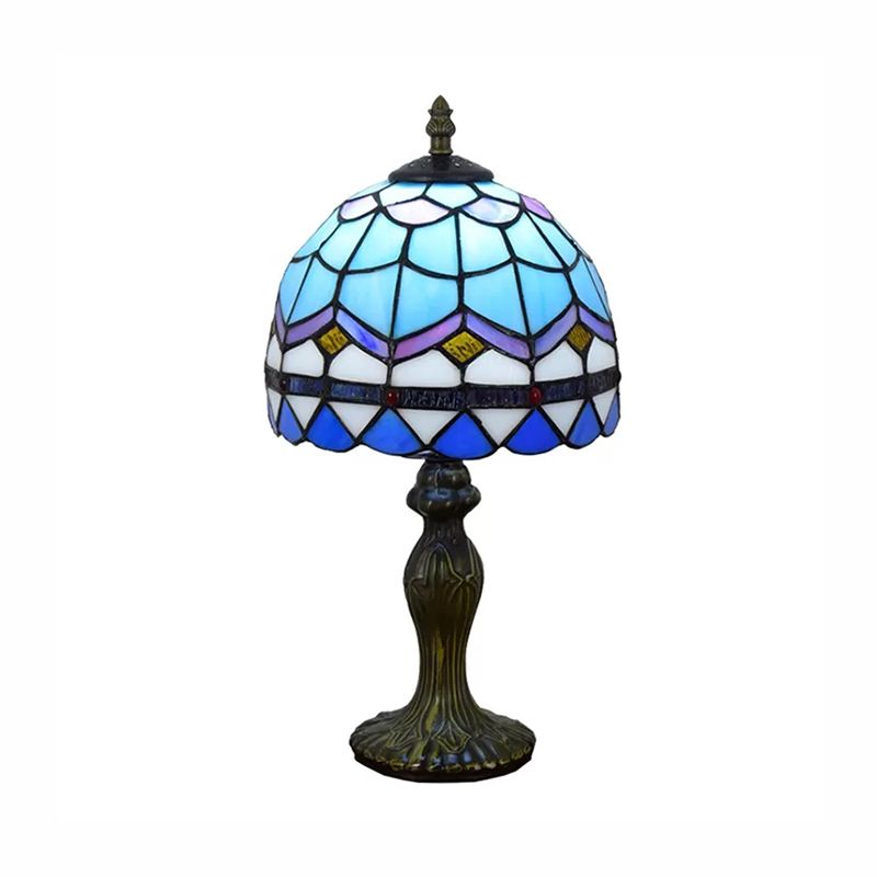 Baroque Dome Table Lighting 1 Light Stained Glass Standing Table Light in Bedroom