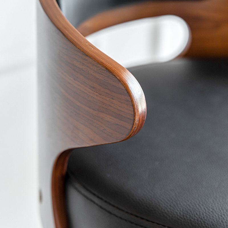 Moderner Metallhocker mit drehbarem und höhenverstellbarem, schlichtem Barhocker für das Wohnzimmer