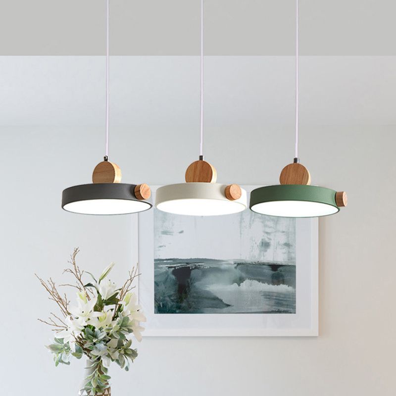 Acrylic Circular LED Hanging Lamp in Modern Concise Style Iron Macaron Pendant Light for Dining Room