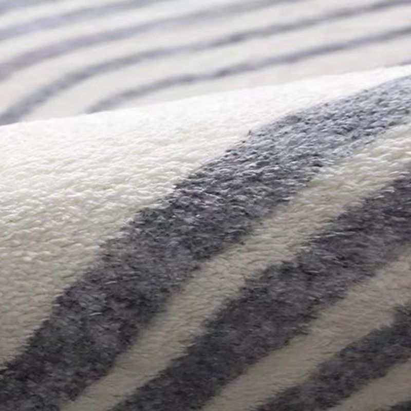 Grey Simple Rug Polyester Graphic Indoor Rug Stain Resistant Rug for Drawing Room