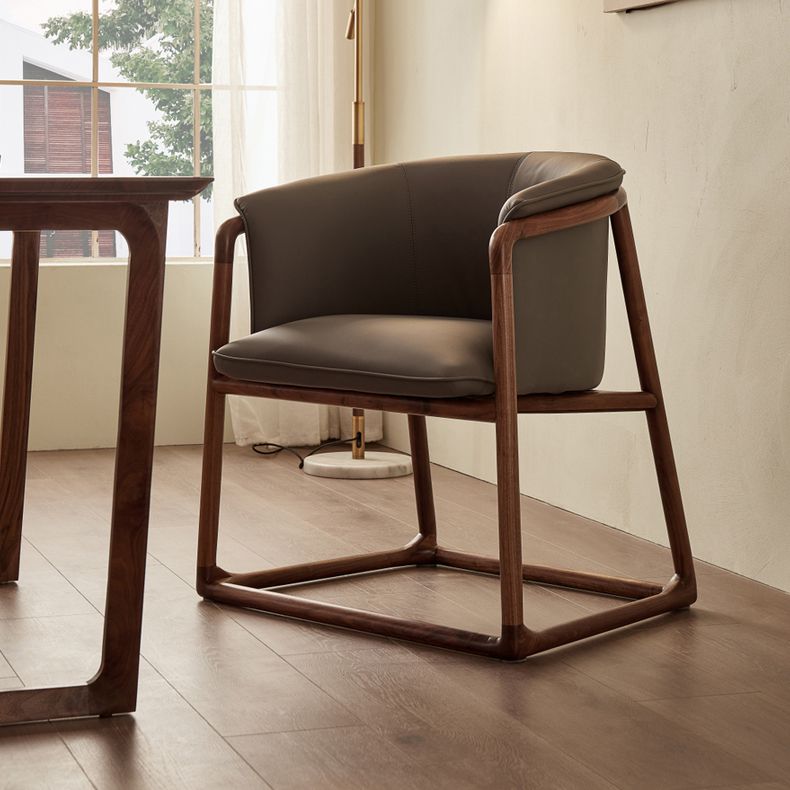 Modern Style Dining Chair Leather Wooden Base Arm Chair for Home Use