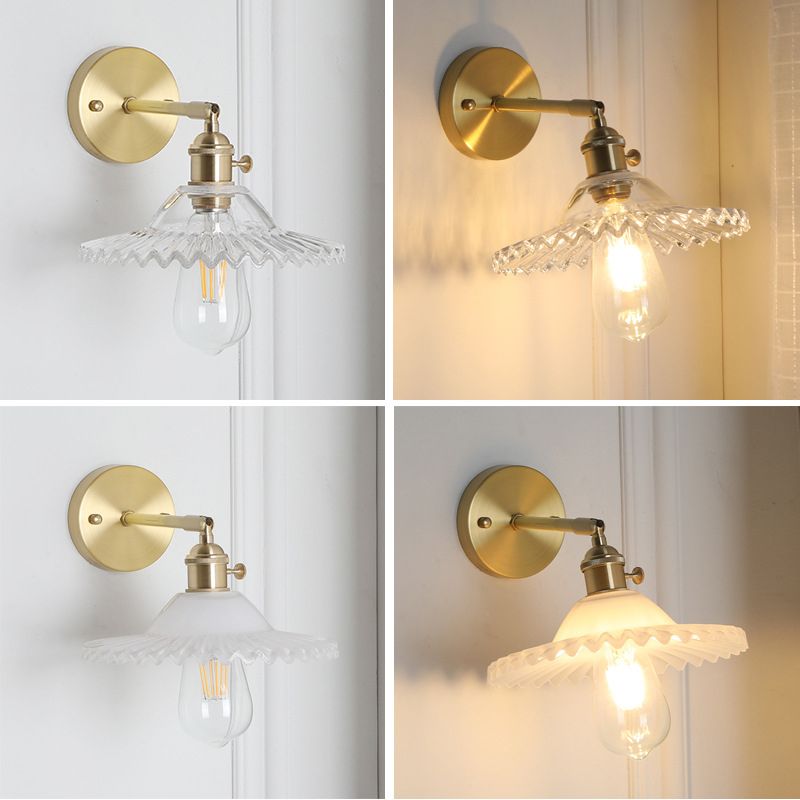 Metal Modern Wall Sconce Flower Shape Sconce Lights with Glass Shade for Bedroom