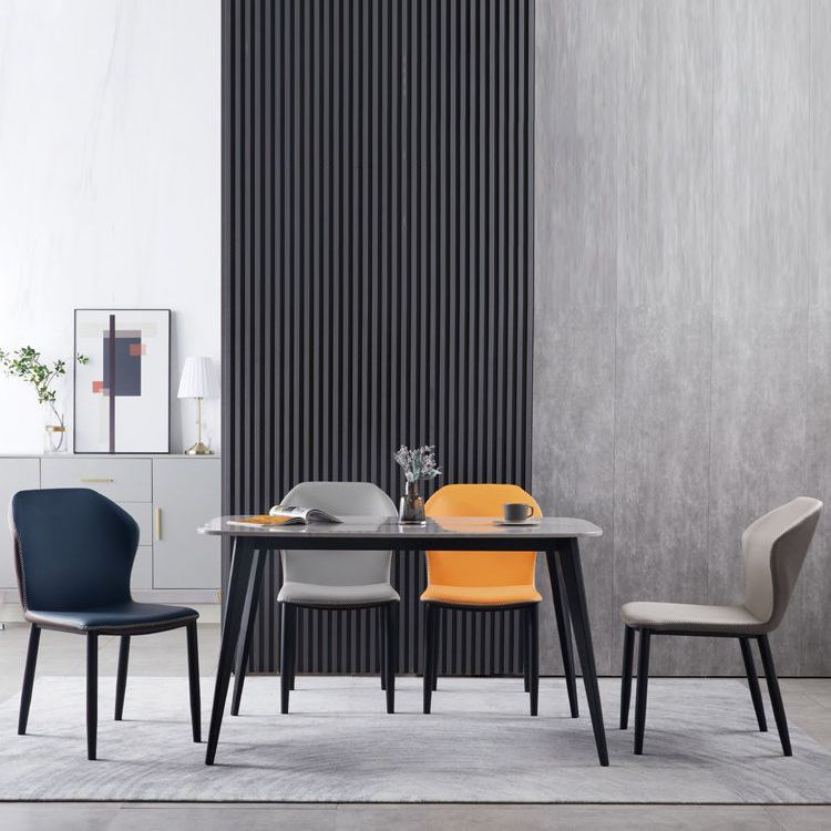 Silla lateral de cuero moderna para restaurante Silla de comedor con respaldo mate y acabado mate