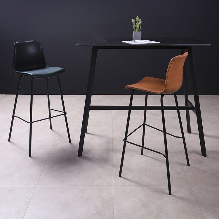 Taburetes de mostrador de metal negro industrial taburete de barra baja con asiento de cubo