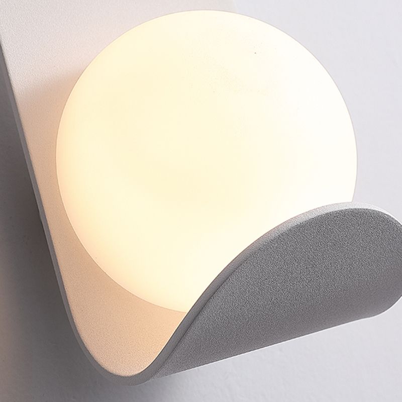 Modernist Wall Sconce Acrylic Shade Wall Light Fixture for Bedroom