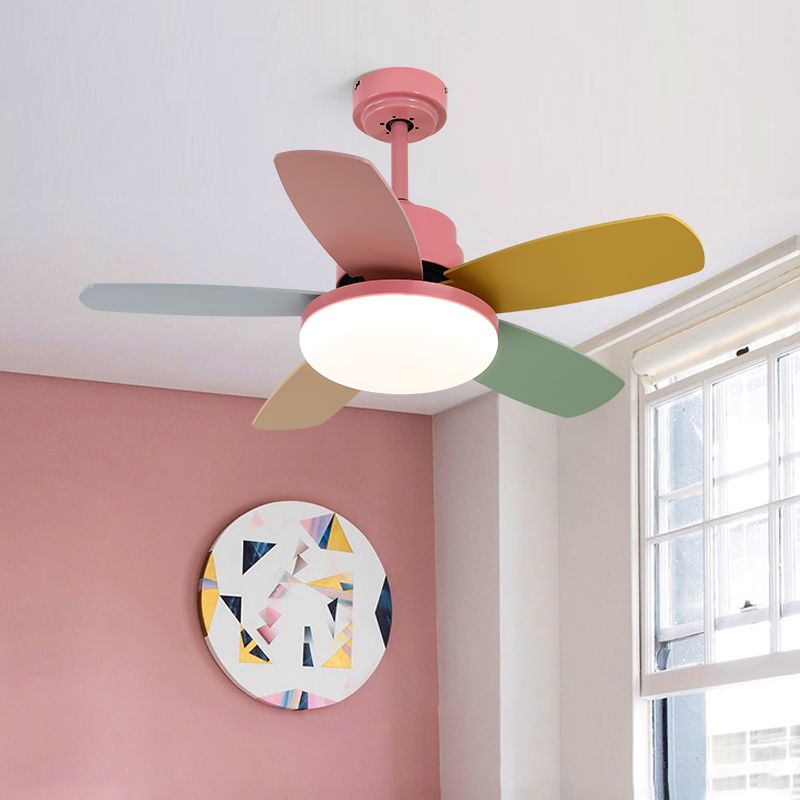 Metal Ceiling Fan Lighting Modern Style 1 Light Ceiling Fan Light for Children's Room