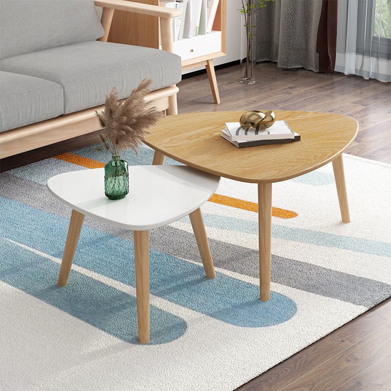 Contemporary Coffee Table Wooden 3 Legs Coffee Cocktail Table